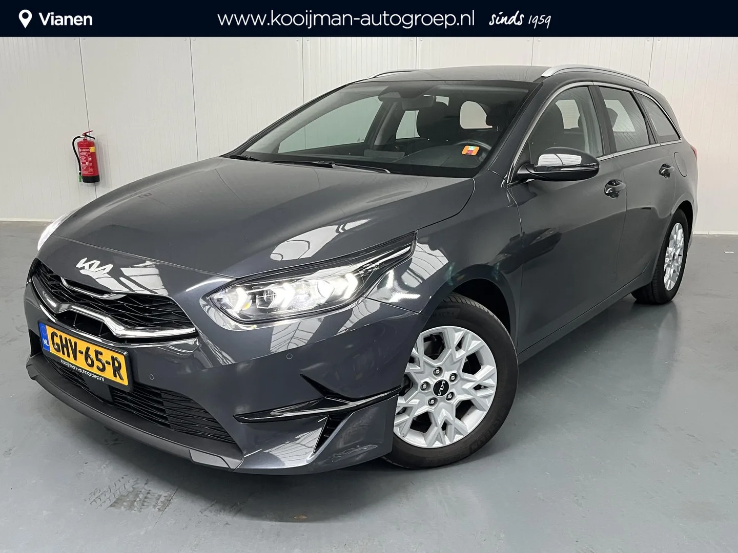 Kia Ceed Sportswagon (2024) — foto 1