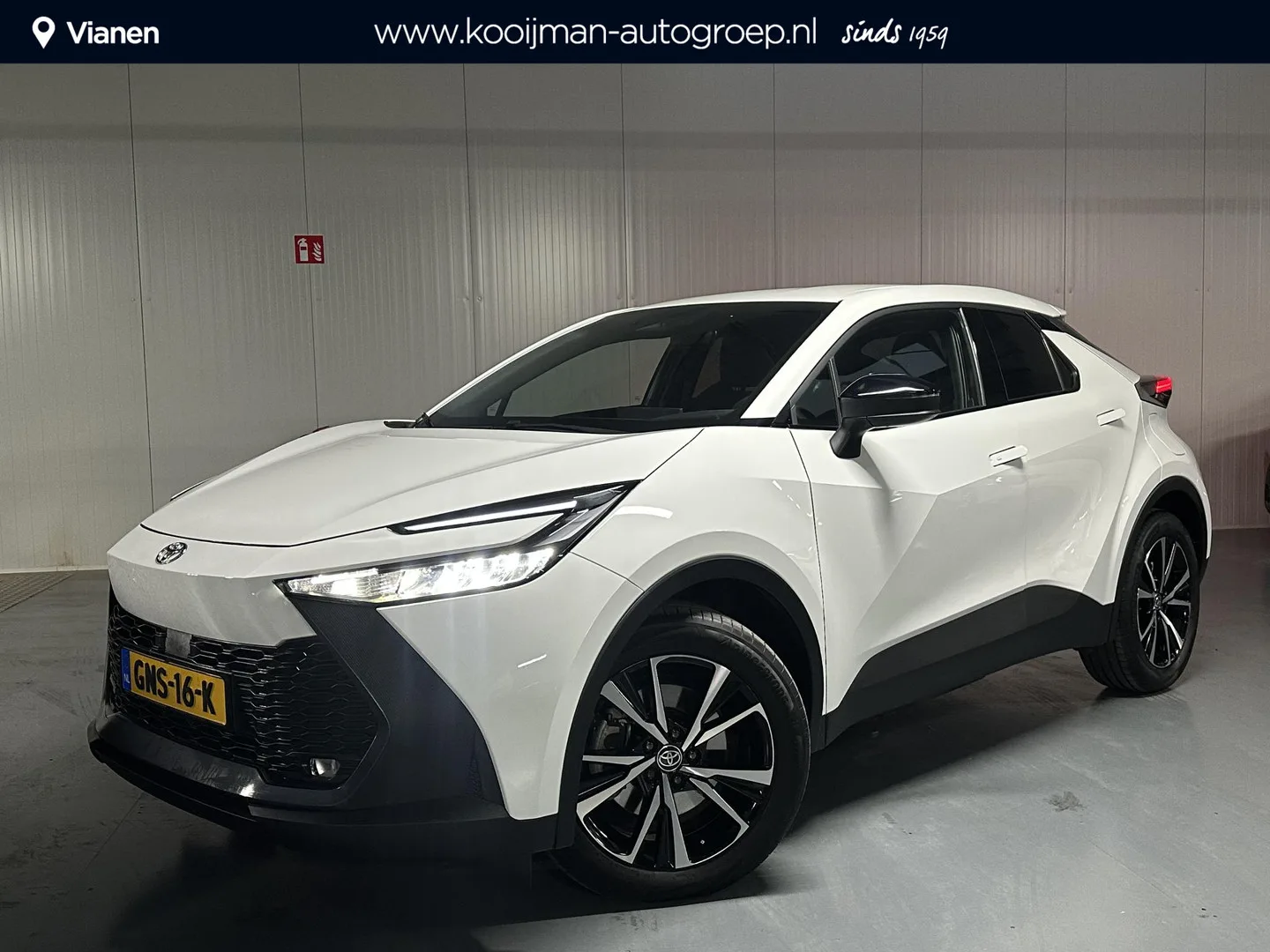 Toyota C-HR (2024) — foto 1