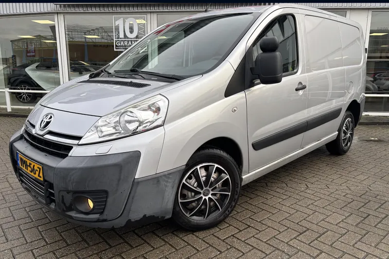 Toyota Proace (2014)