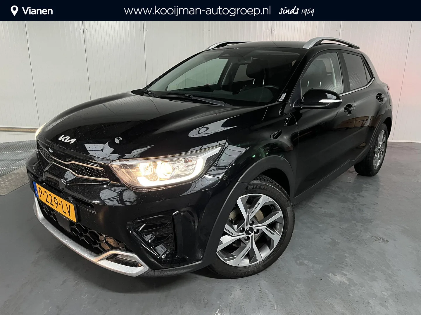 Kia Stonic (2022) — foto 1