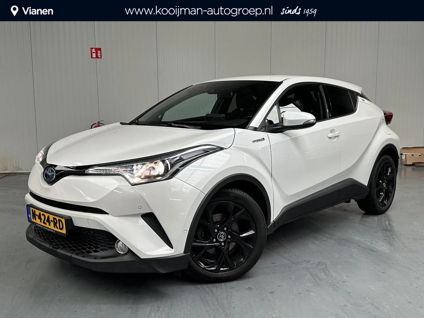 Toyota C-HR (2019) — foto 1