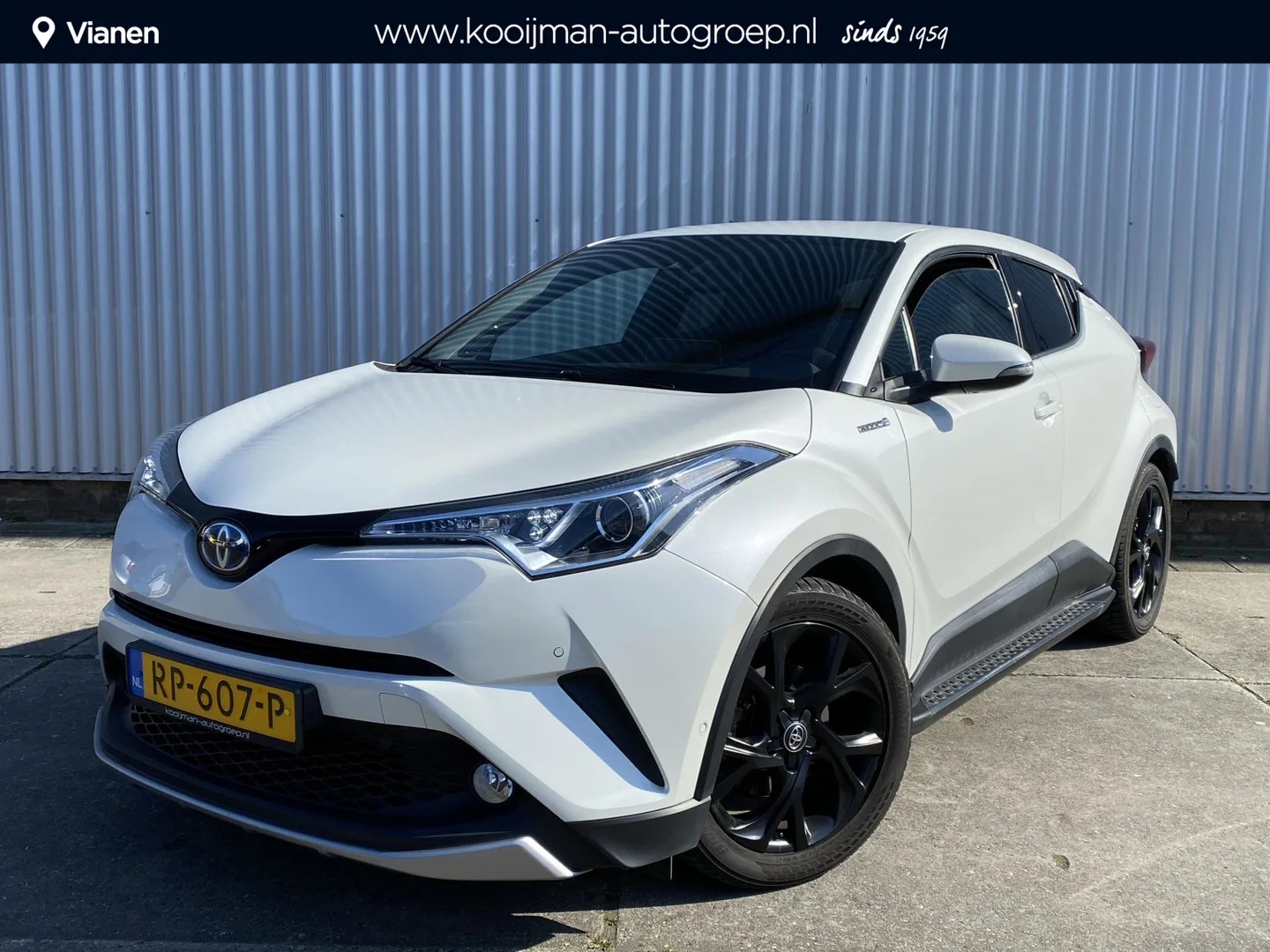 Toyota C-HR (2018) — foto 1