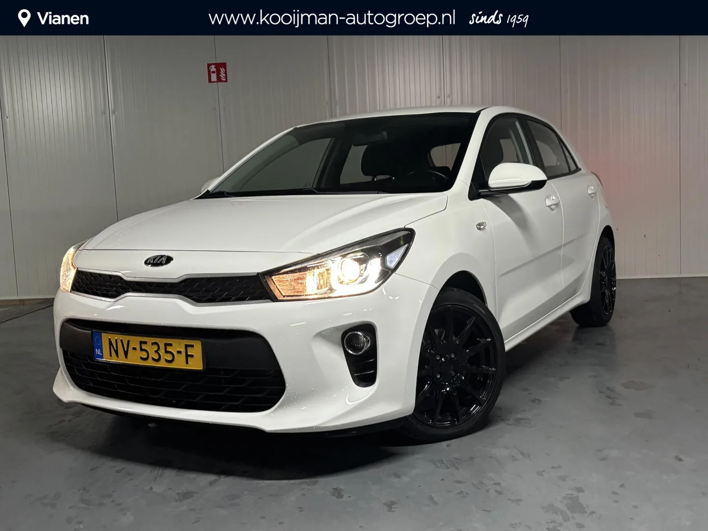 Kia Rio (2017) — foto 1