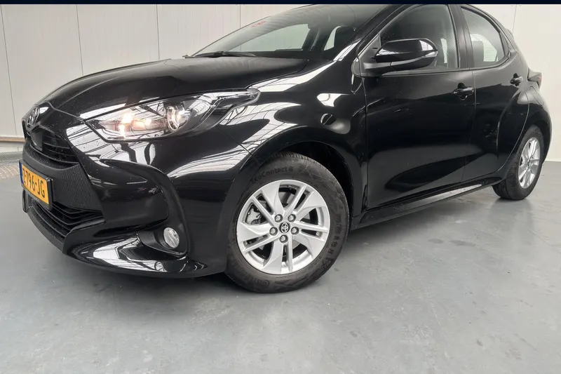 Toyota Yaris (2024)