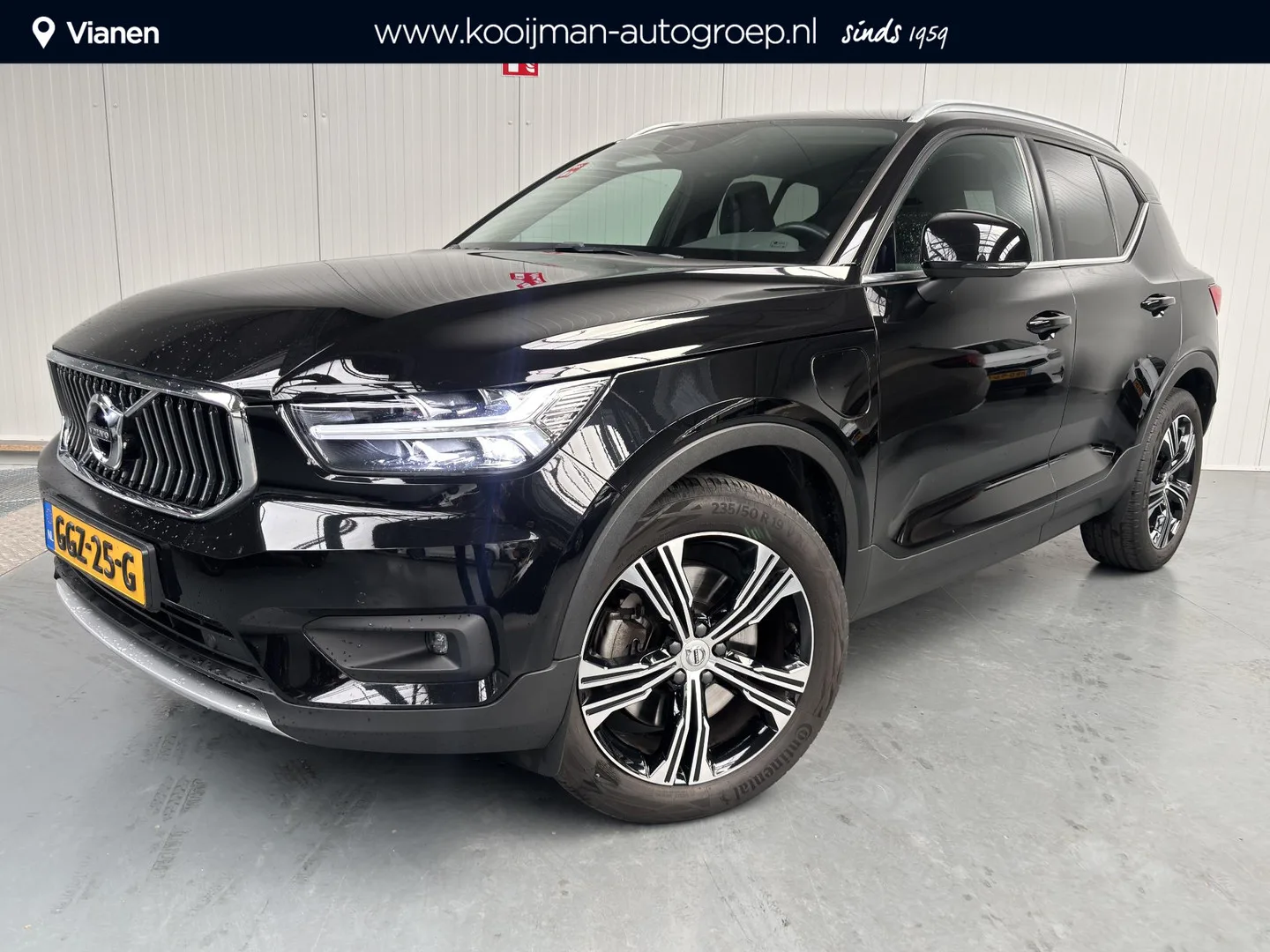 Volvo XC40 (2020) — foto 1
