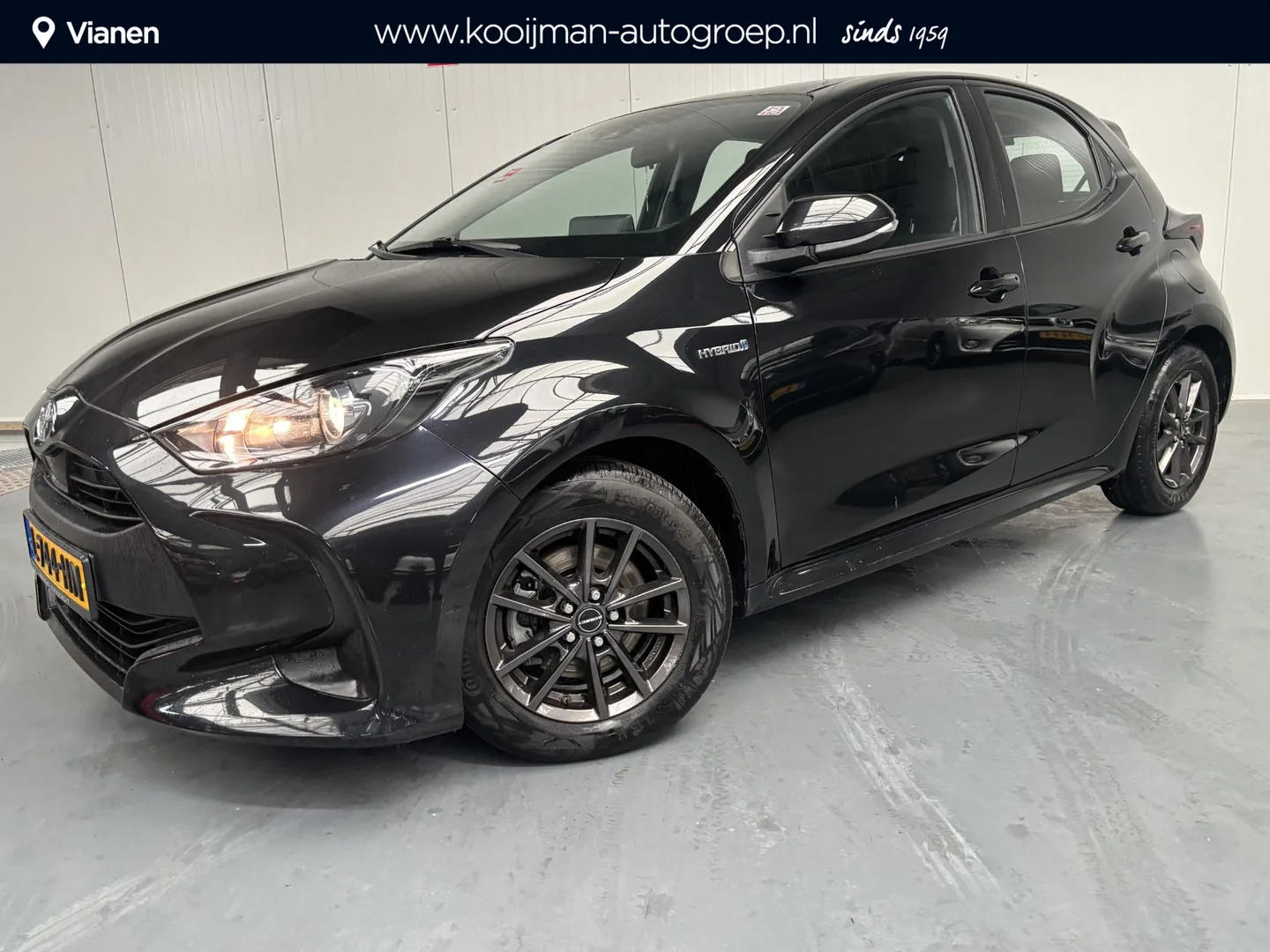 Toyota Yaris (2021) — foto 1