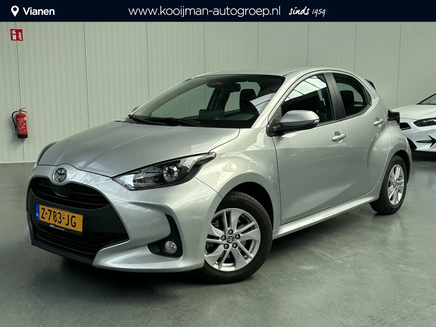 Toyota Yaris (2024) — foto 1