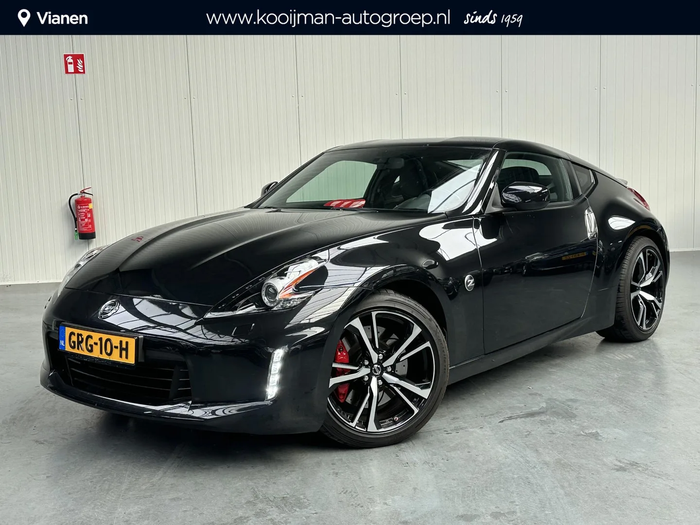 Nissan 370Z (2018) — foto 1