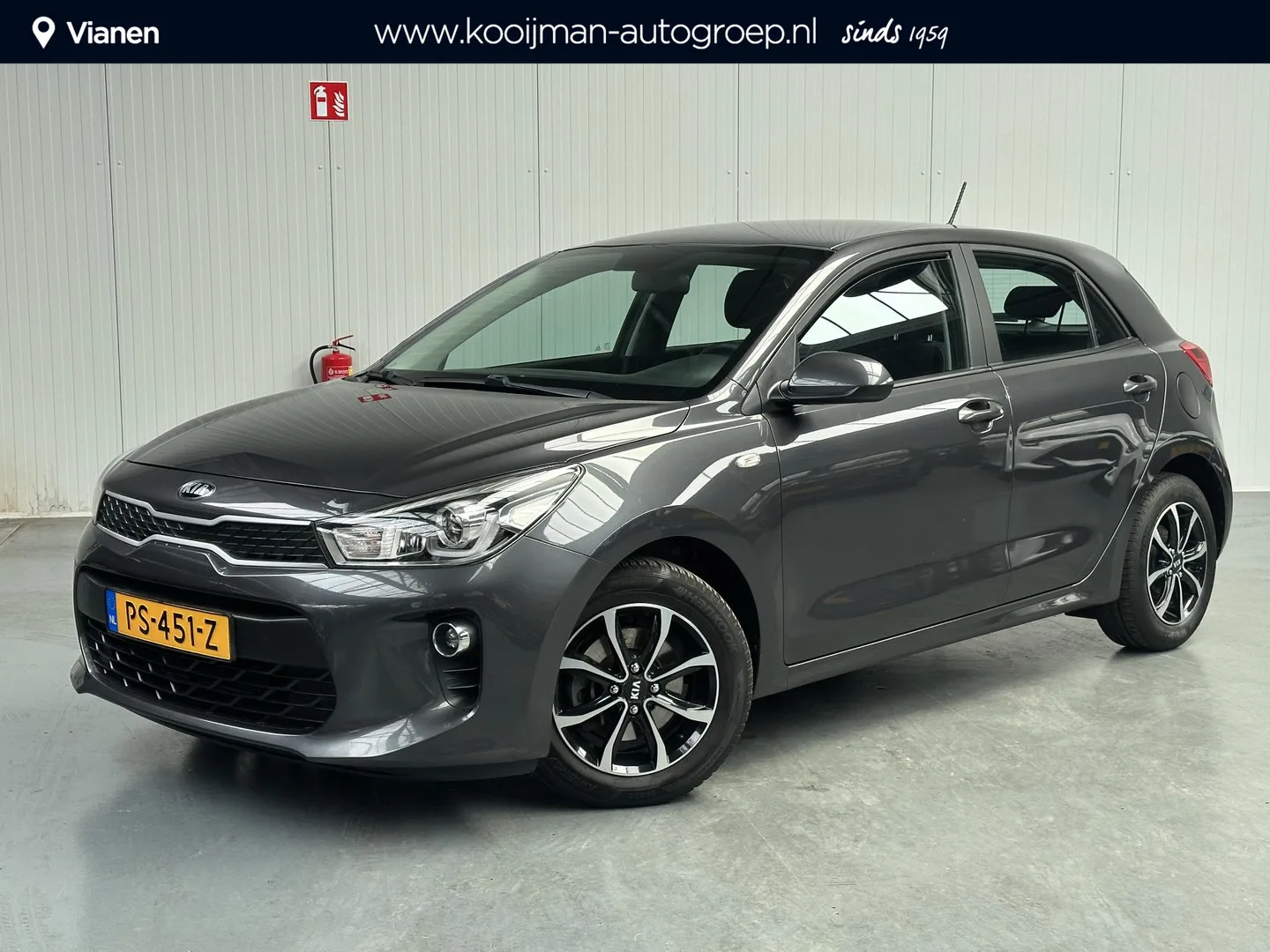 Kia Rio (2017) — foto 1