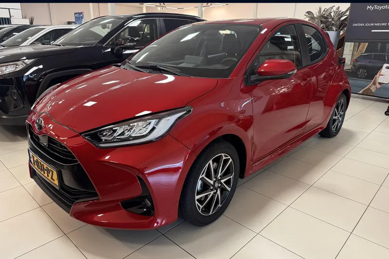 Toyota Yaris (2024)