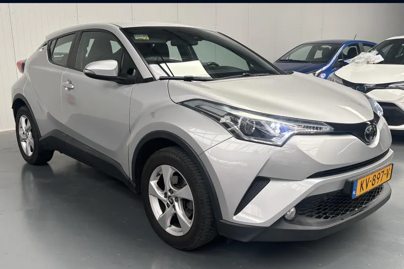 Toyota C-HR (2016)