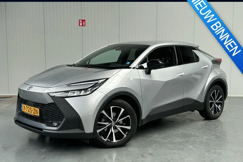 Toyota C-HR (2024)