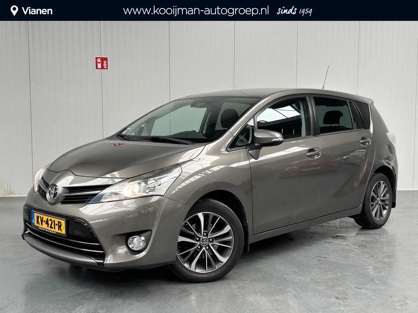 Toyota Verso (2017) — foto 1