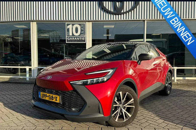Toyota C-HR (2025)