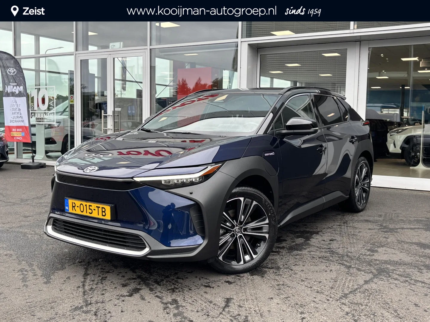 Toyota bZ4X (2022) — foto 1
