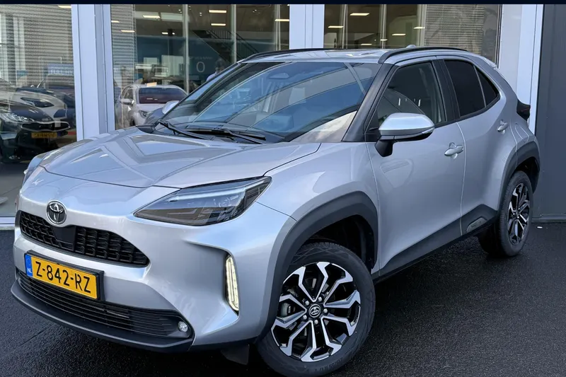 Toyota Yaris Cross (2024)