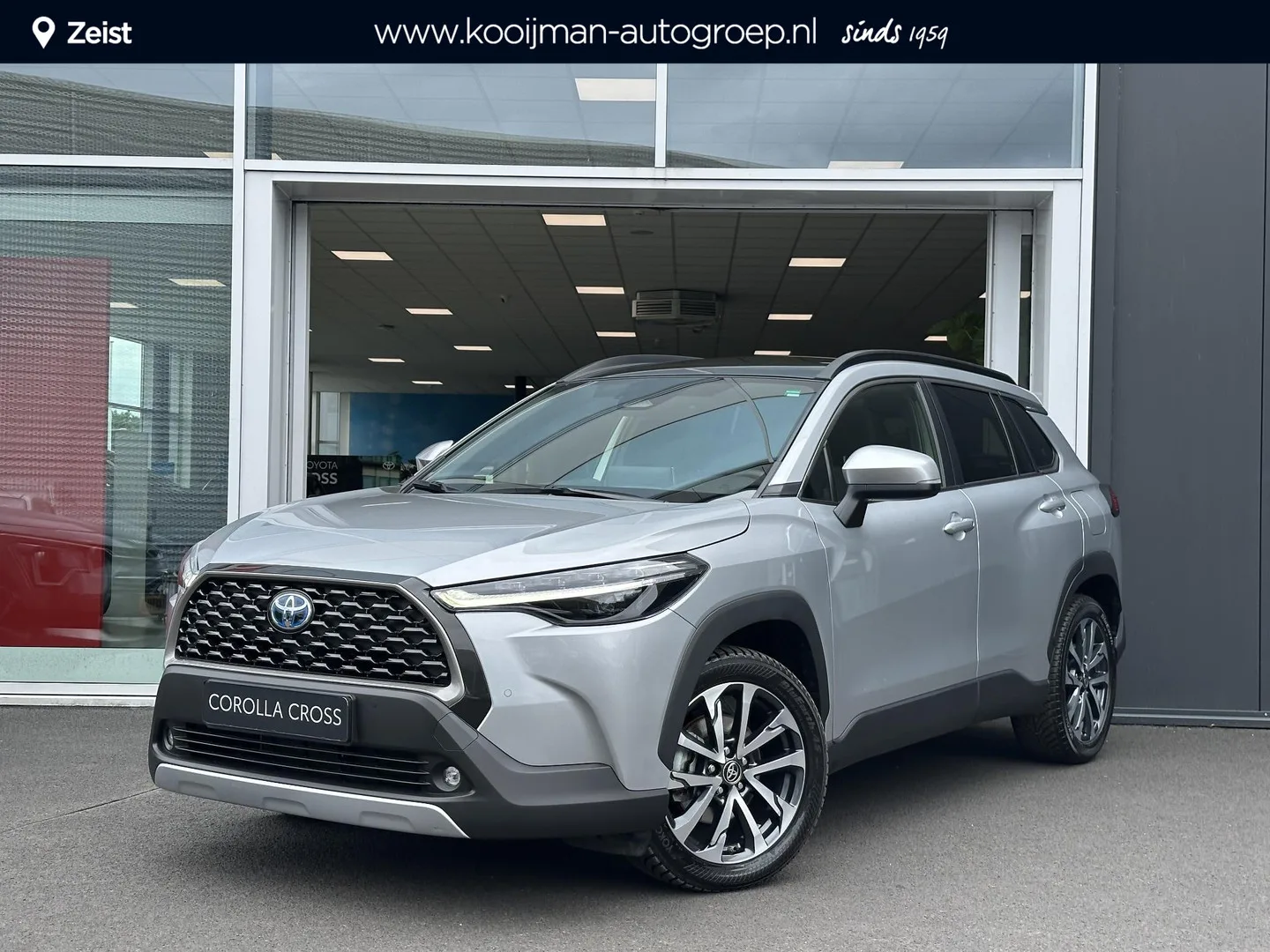 Toyota Corolla (2024) — foto 1