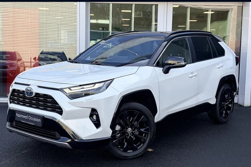 Toyota RAV4 (2025)