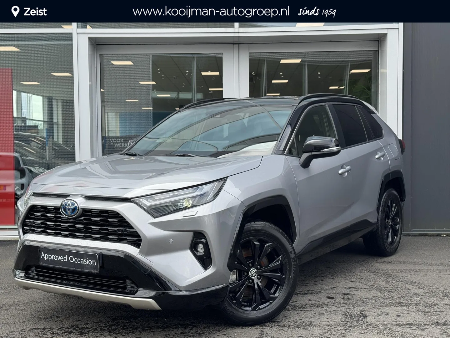 Toyota RAV4 (2024) — foto 1