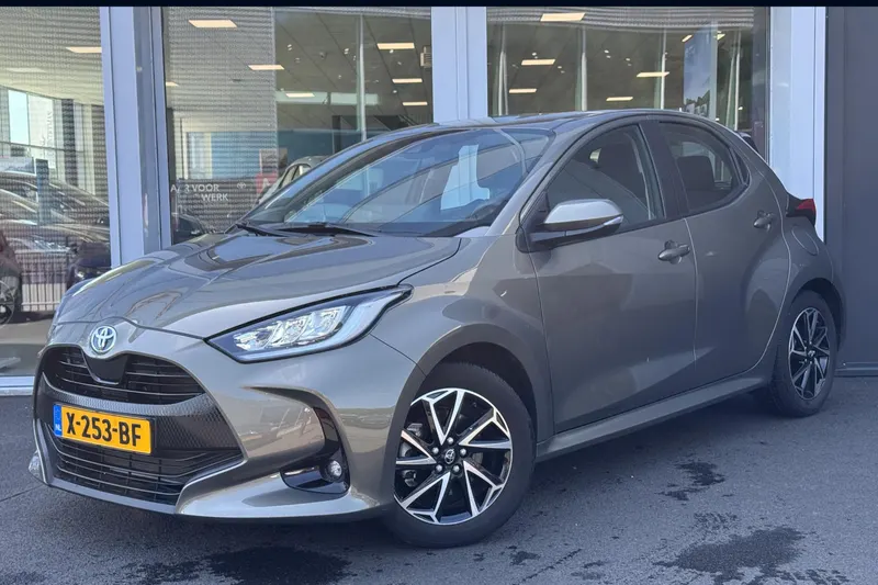 Toyota Yaris (2023)