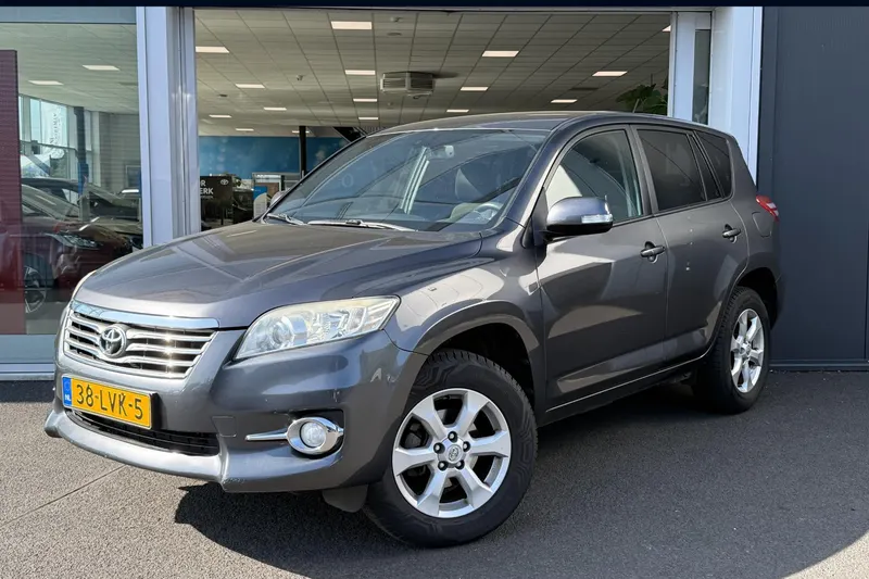 Toyota RAV4 (2010)