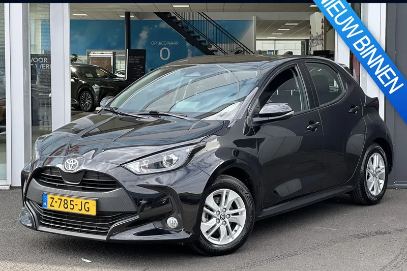 Toyota Yaris (2024)