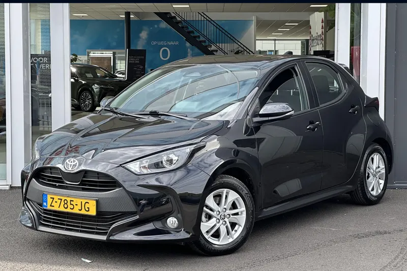 Toyota Yaris (2024)
