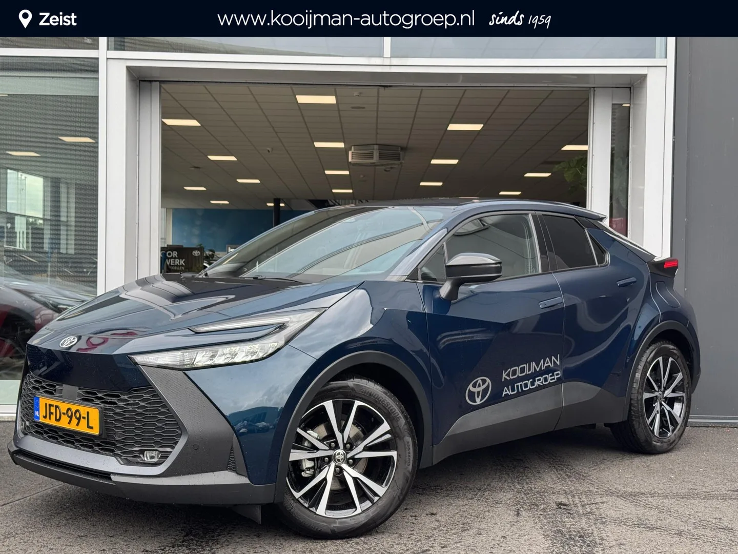 Toyota C-HR (2025) — foto 1