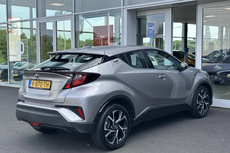 Toyota C-HR (2021)
