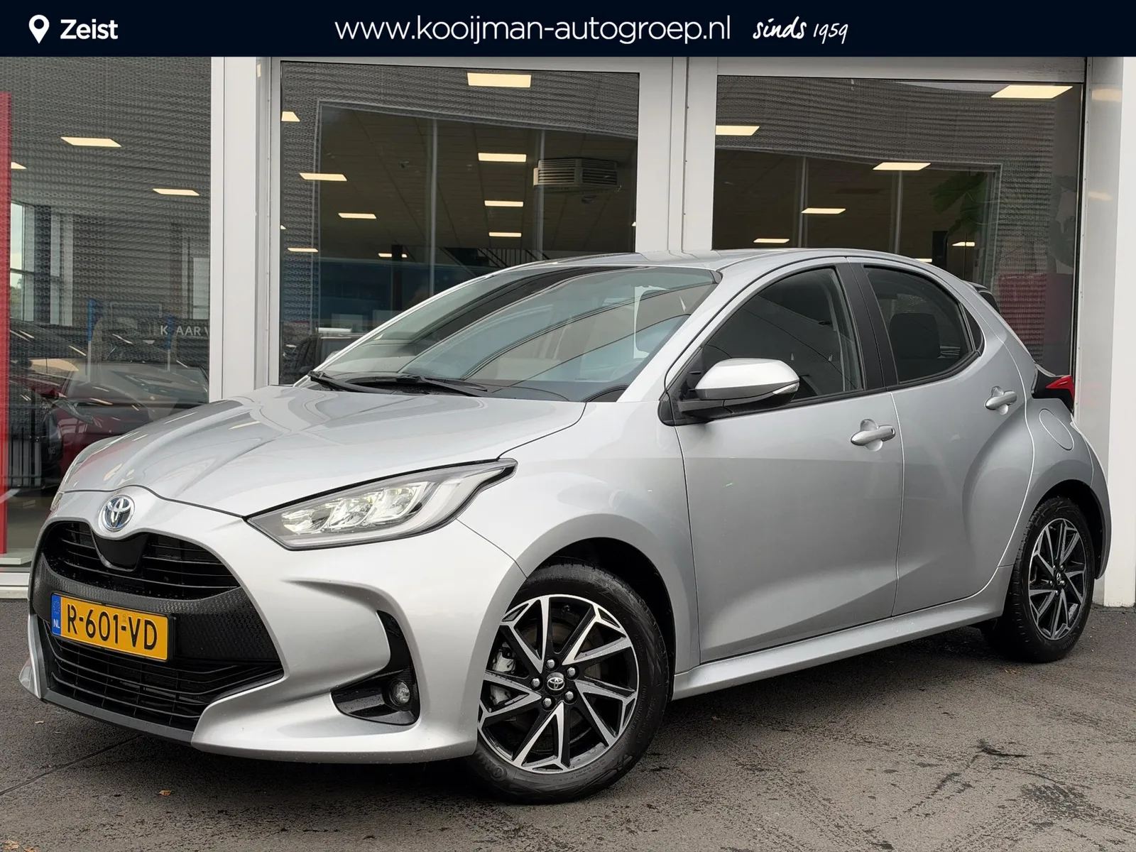 Toyota Yaris (2022) — foto 1