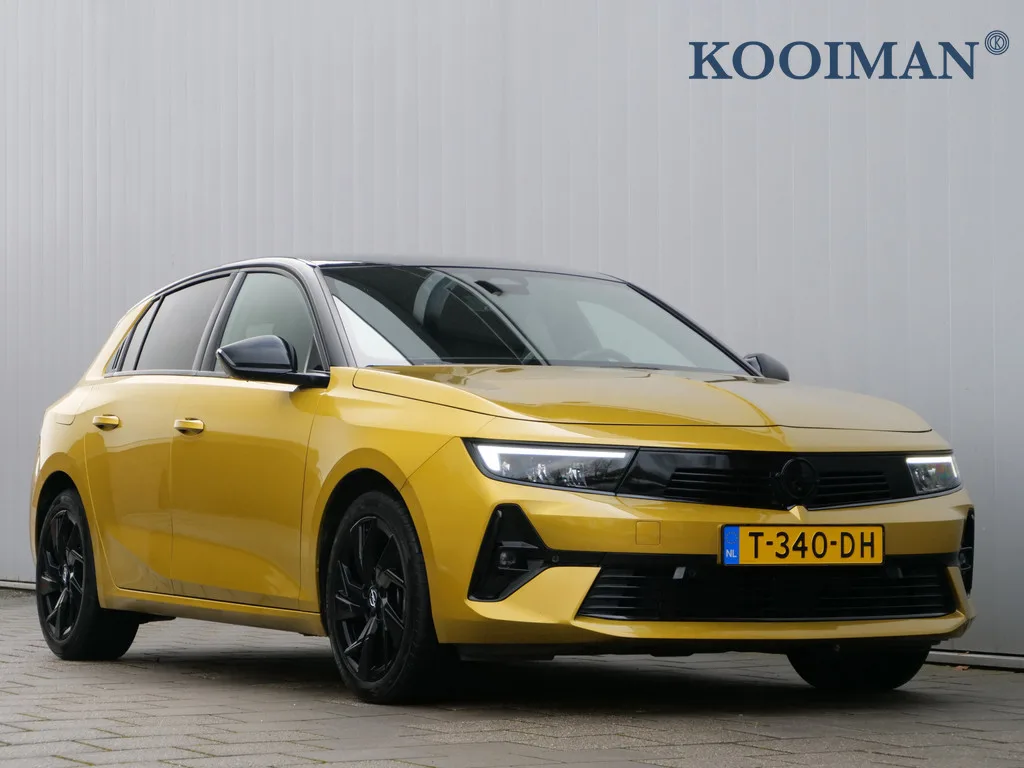 Opel Astra (2023) — foto 1