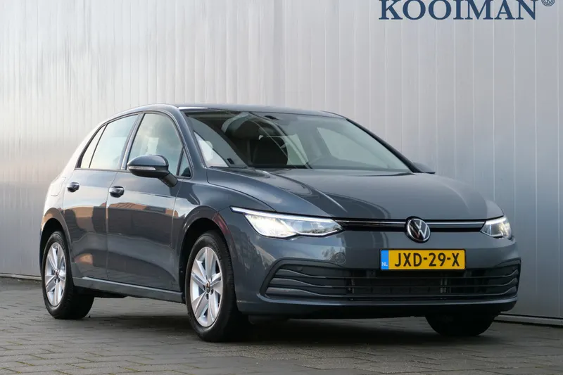 Volkswagen Golf (2024)