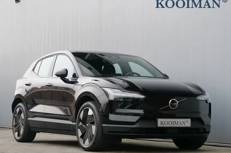 Volvo EX30 (2024)