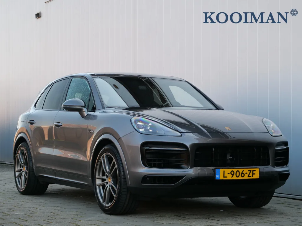 Porsche Cayenne (2021) — foto 1