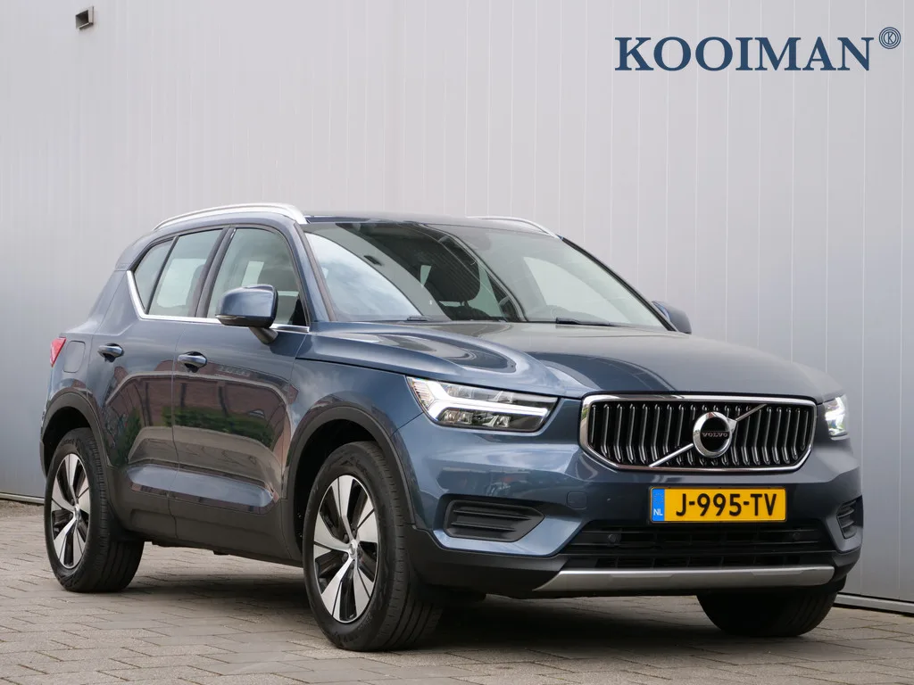 Volvo XC40 (2020) — foto 1