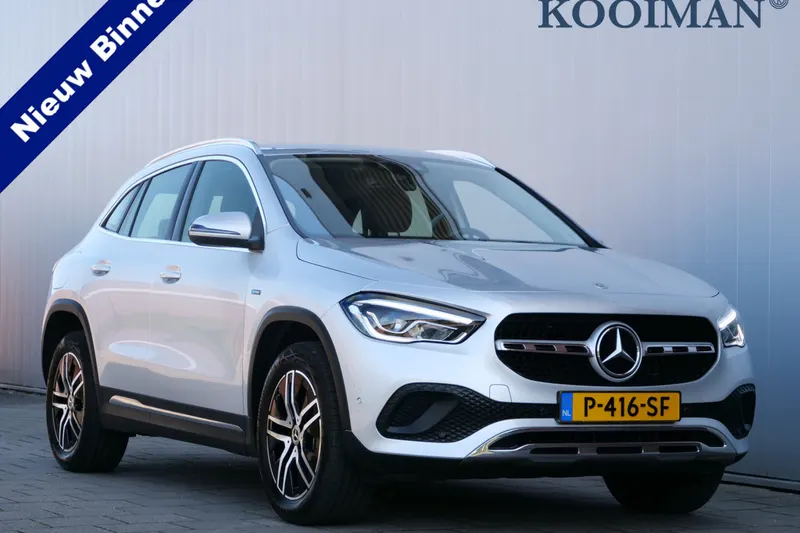 Mercedes-Benz GLA (2021)