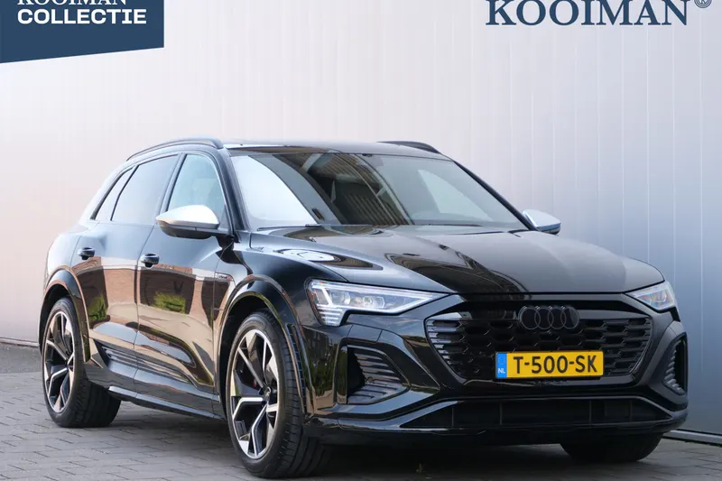 Audi Q8 e-tron (2023)