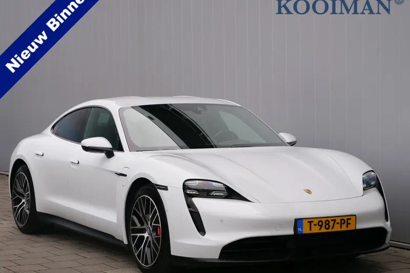 Porsche Taycan (2020)