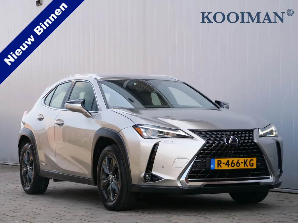 Lexus UX (2020) — foto 1
