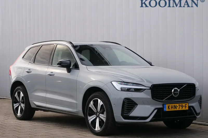 Volvo XC60 (2025)