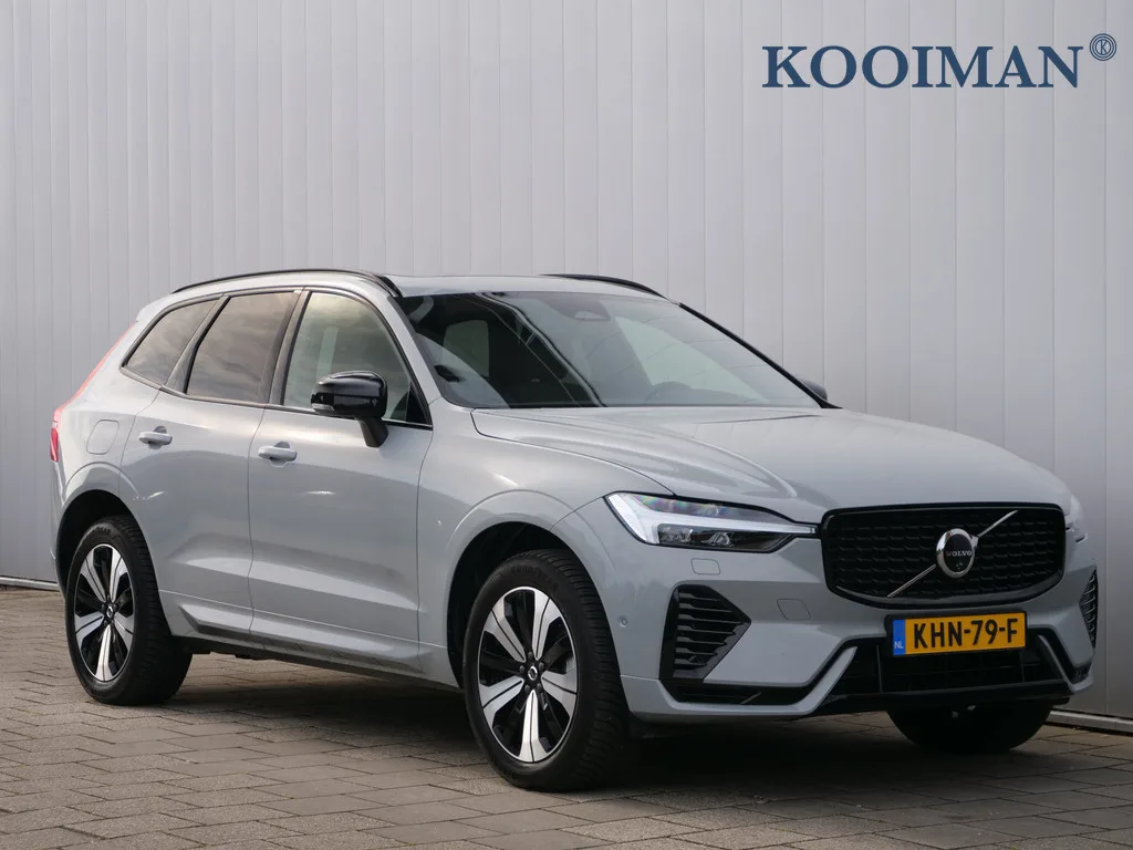Volvo XC60 (2025) — foto 1