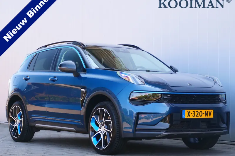 Lynk & Co 01 (2022)