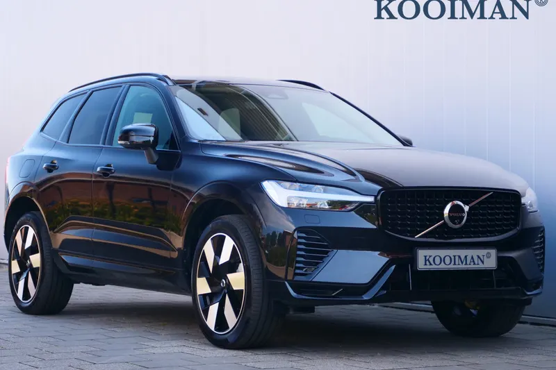 Volvo XC60 (2025)