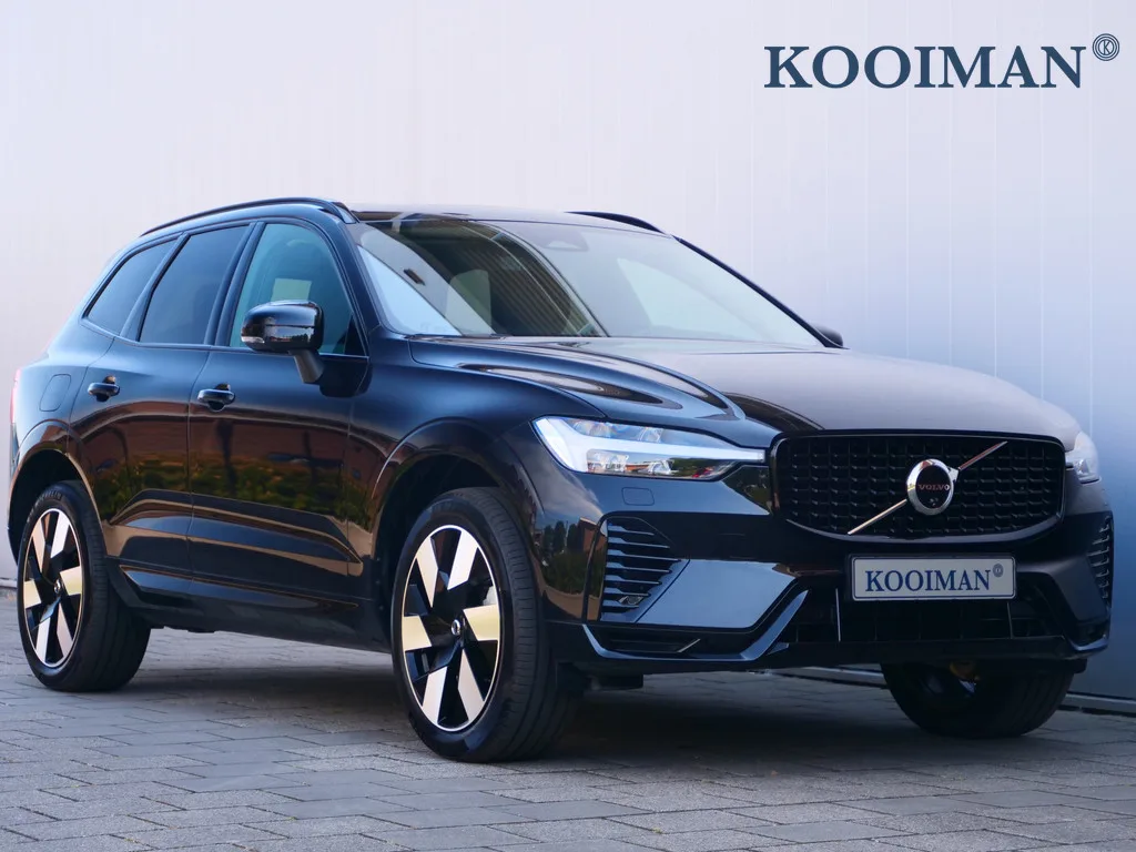 Volvo XC60 (2025) — foto 1