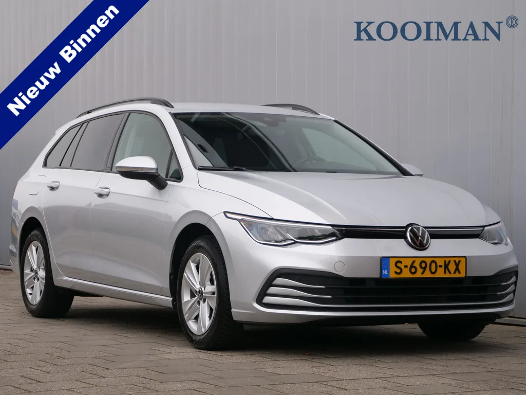 Volkswagen Golf (2021) — foto 1