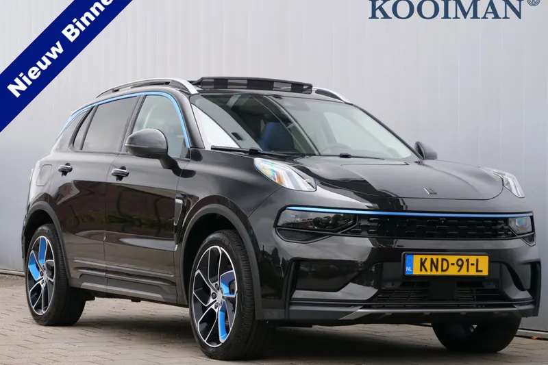 Lynk & Co 01 (2023)