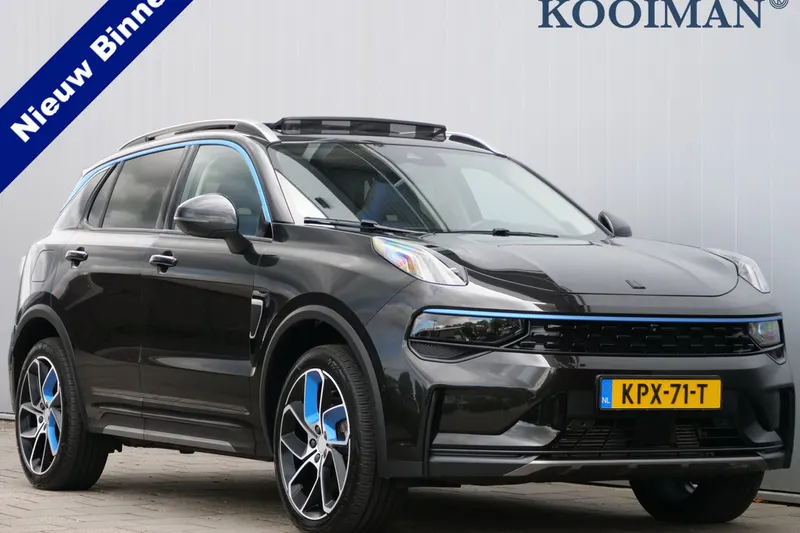 Lynk & Co 01 (2023)