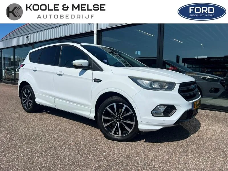 Ford Kuga (2017) — foto 1