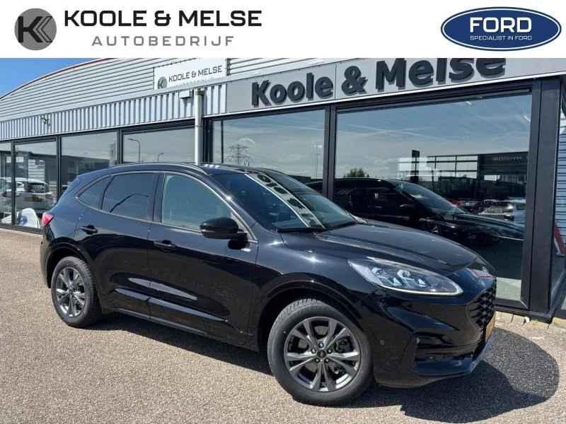 Ford Kuga (2021) — foto 1