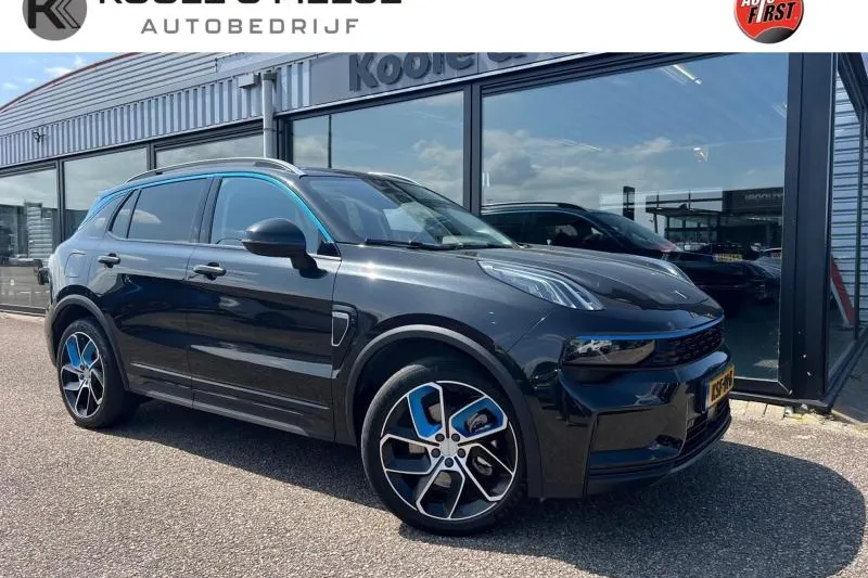 Lynk & Co 01 (2022)